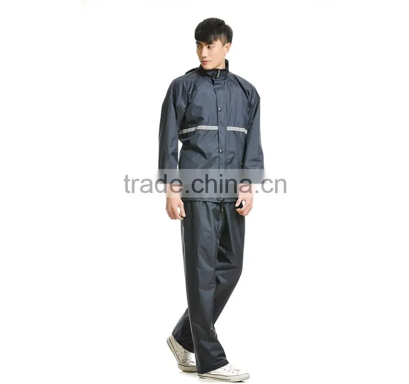 Fashionable cheap black pvc raincoats with hood