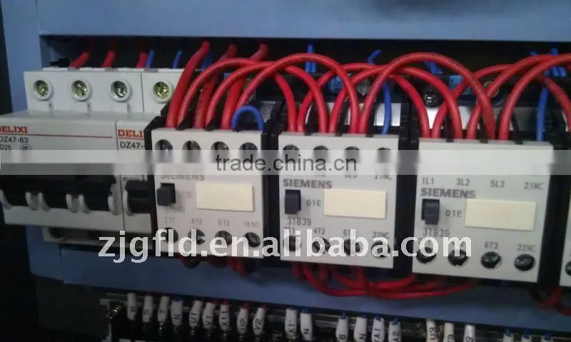 Plastic Pipe Cutting Machine