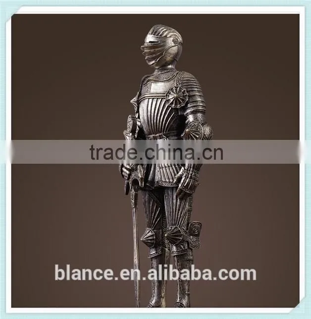 resin Gothic armour knight figurine Gothic armour knight statue for home decoration