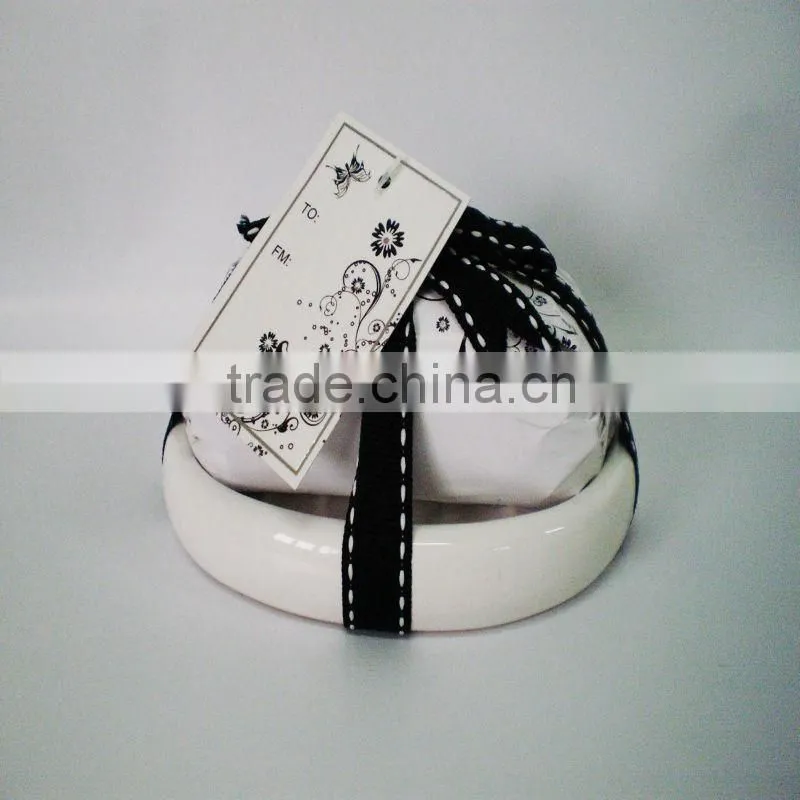 nice scent solid bath soap hand soap with ceramic dish