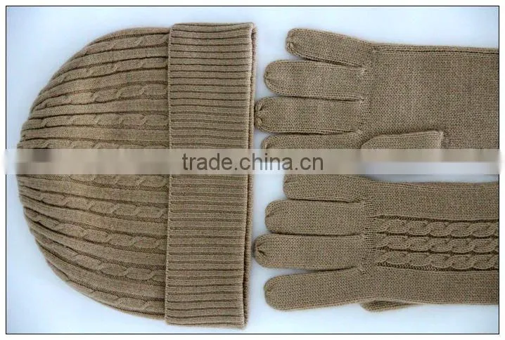 gloves and hat set
