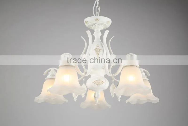 Glass Pendant Lamp Metal Body In White Powder Coating With Five Glass Lampshades Pendant Light Droplight