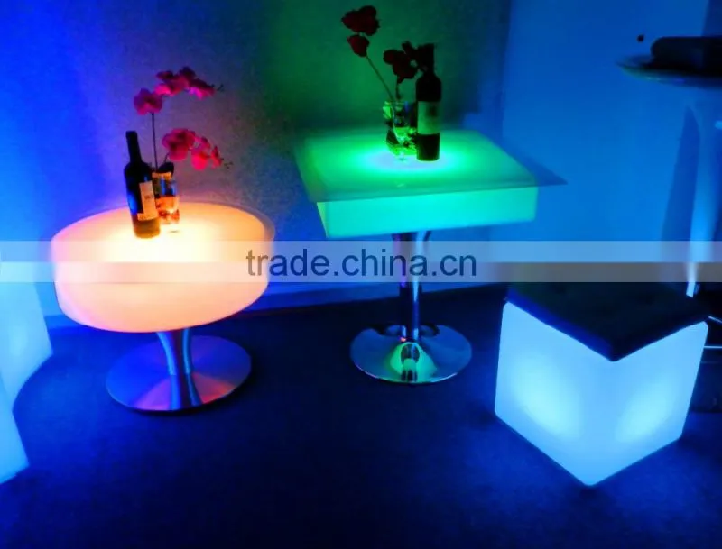 PE material plastic waterproof color changing led cube lighting