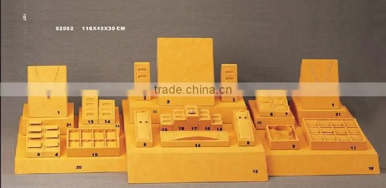 New design custom shop decoration yellow velvet jewelry display set