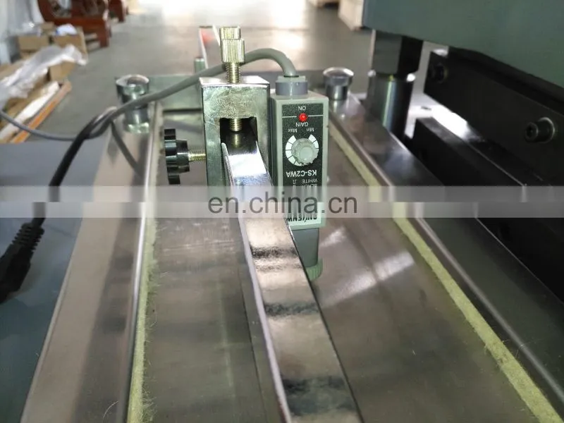 High Speed Sticker half cut printed label hot stamping Flatbed die Cutting Machine