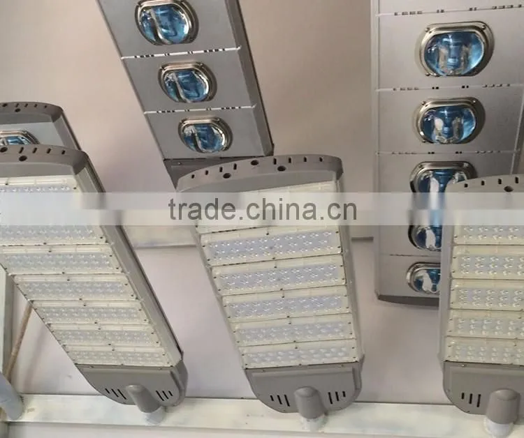 roadway hometown using ce rohs hengda classic led street light