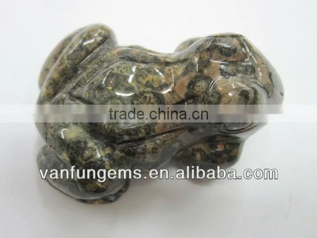 2" natural lapis carved frog
