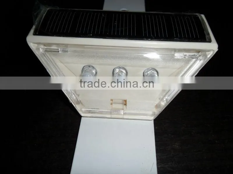 UV-proof and High-temperature-proof Solar LED Guardrail Light