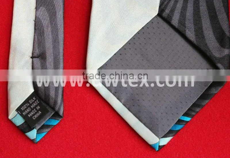 Mens printed silk tie