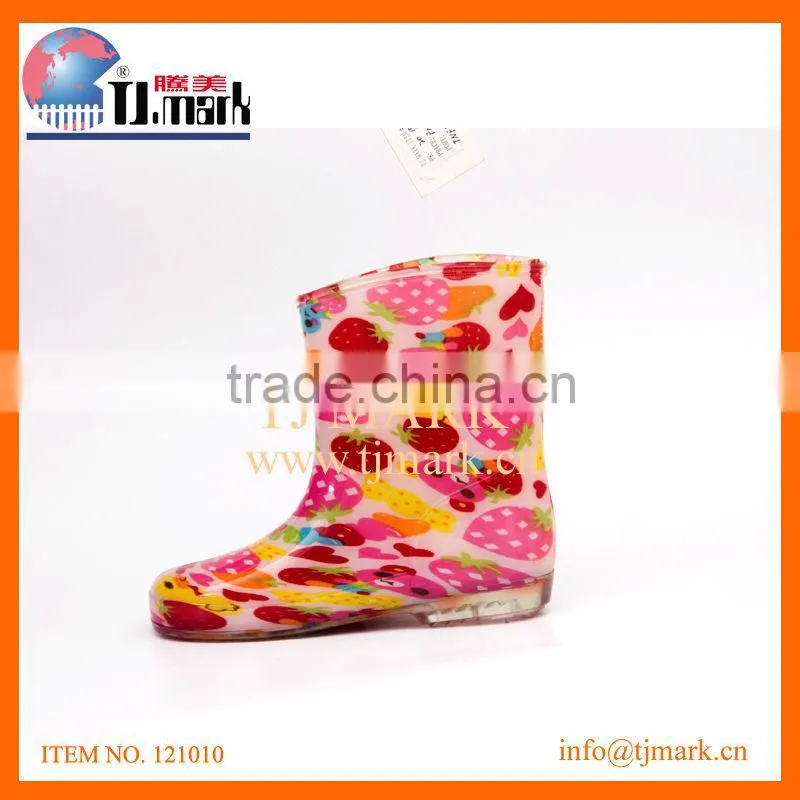 paint your own rain boot set