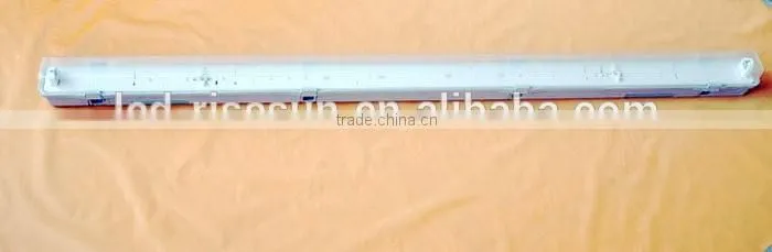 High Safety Grade CE TUV IP65 LED No Radiation Tri-Proof Light
