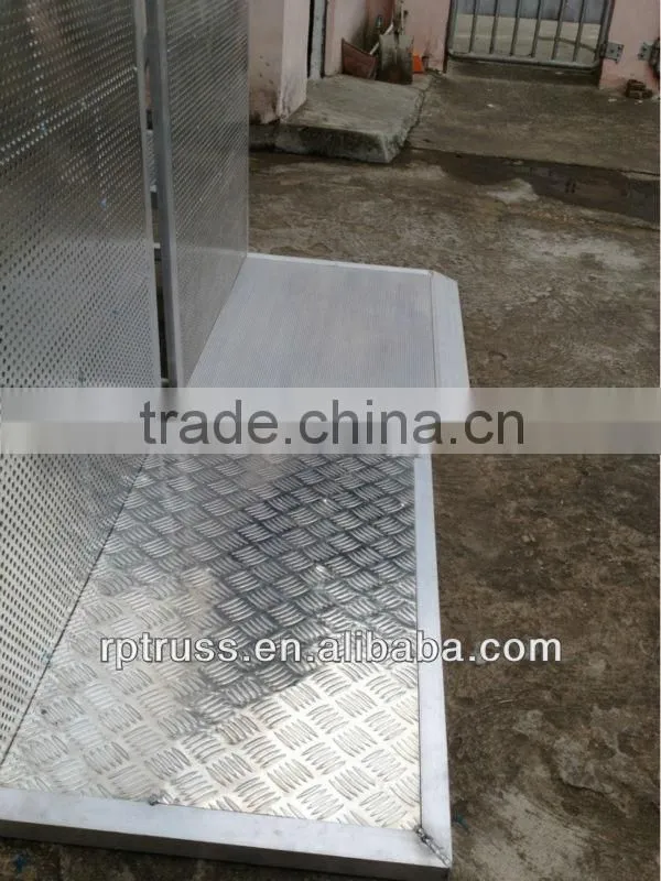 Straight Barrier With Security Platform aluminum barrier for concert