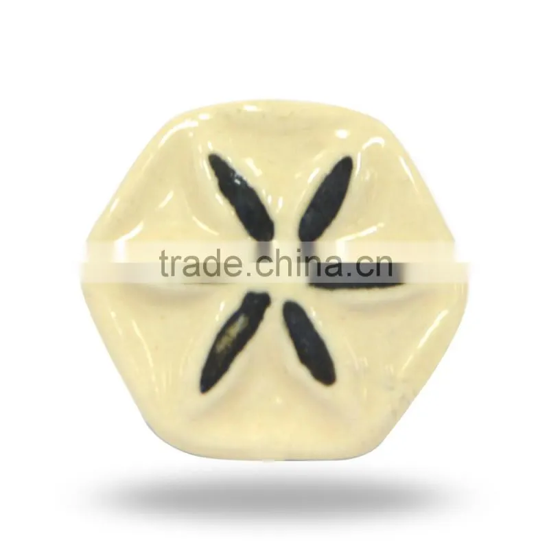 Ceramic Red Vector Square Knob