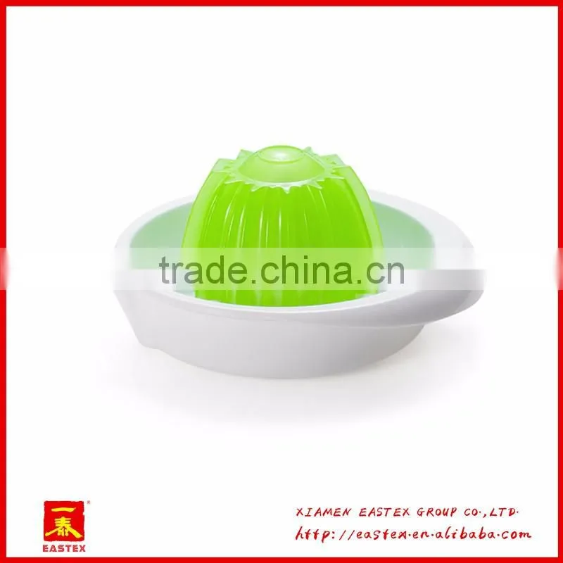 Manual convenient use mini orange and lemon juicer