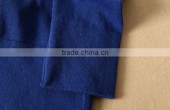 The long sleeve dark blue normal V neck knitting pullover casual men knitted sweater
