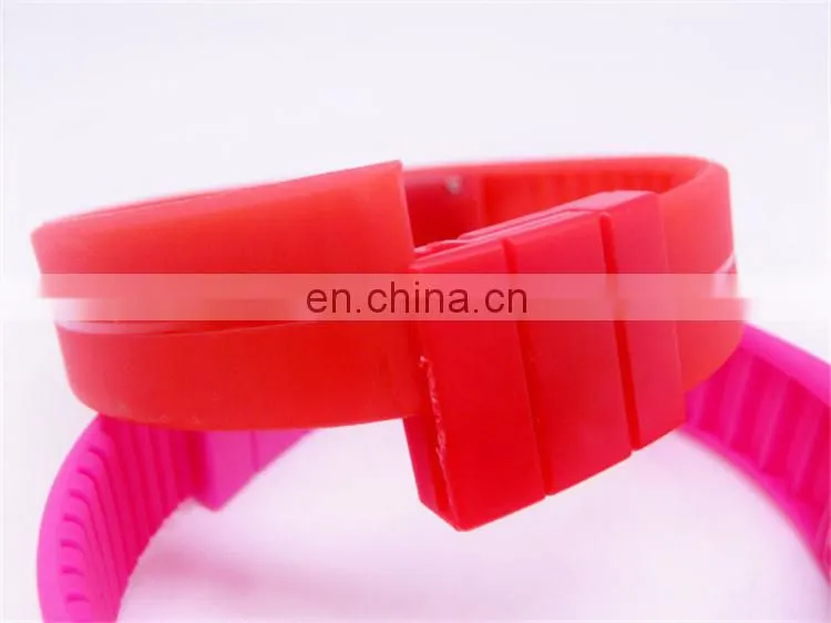 2015 new waterproof sports wrist watch kids waterproof sport watch
