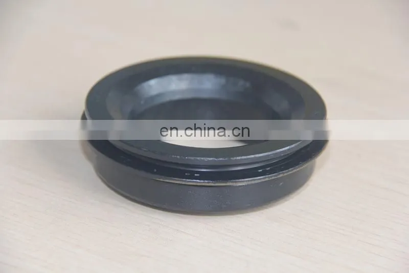 High quality Kubota Spare parts FRONT AXEL SEAL OIL