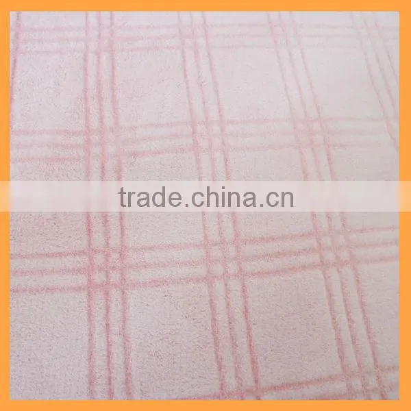 150D/288F 2013 plaid Warm roll Printed coral Fleece Blankets/Throws/pink fancy design cutting 100% polyester for home