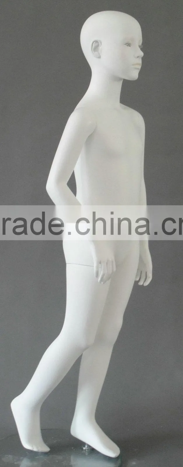 China cute sitting mannequin enfant
