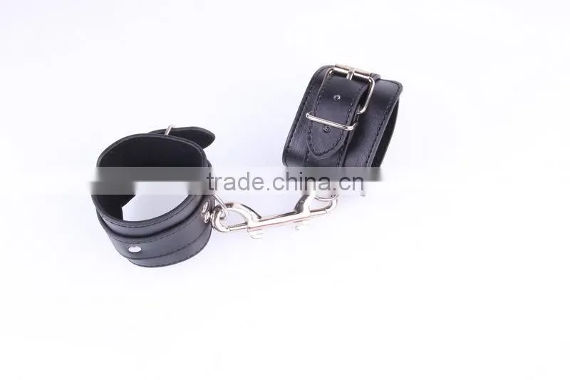 NEW Strong PU handcuff. Wrist Bondage Restraints, wrist and ankle restraint,sexy restraint set