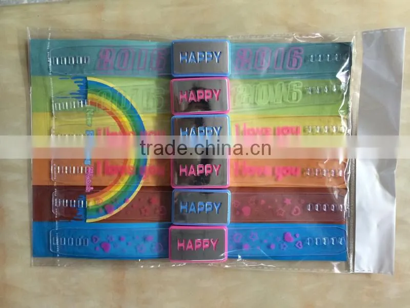 2015 China manufactuer flashing OEM words watch motion led light bracelet
