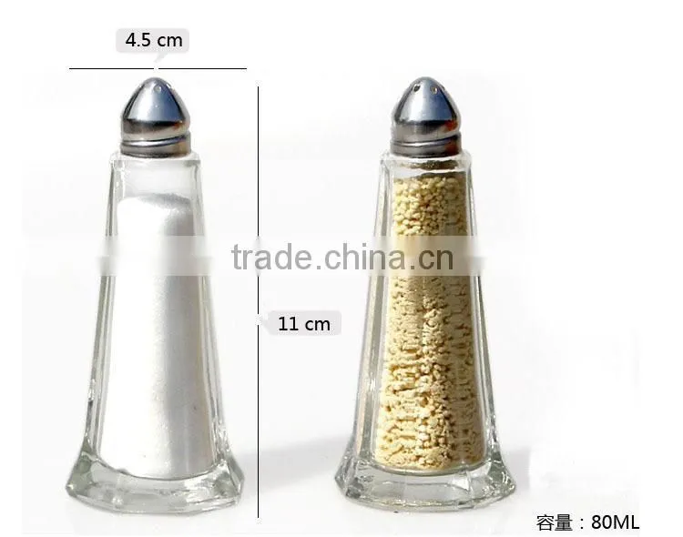 The pagoda shape glass pots for seasonings