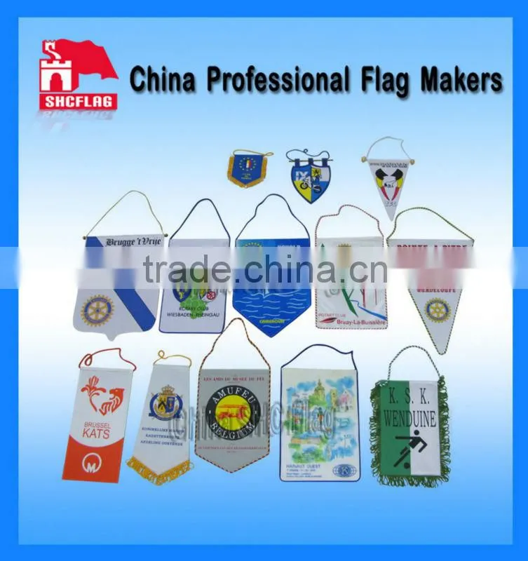 High quality banner advertising triangle flag wreath