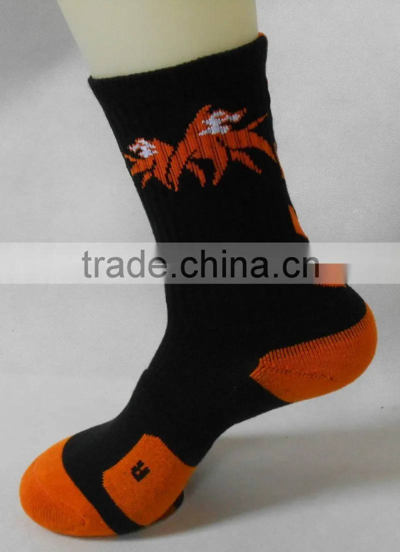 Custom Wholesale Athletic Elite Basketball /Football Socks