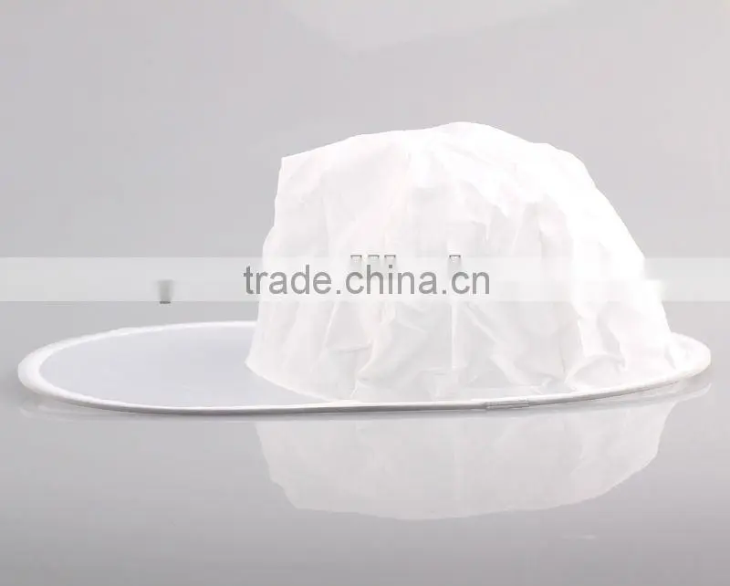 With matching pouch peak cap