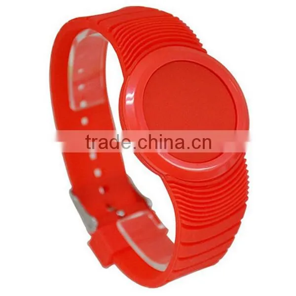 hot sale touch screen digital silicone watch for children
