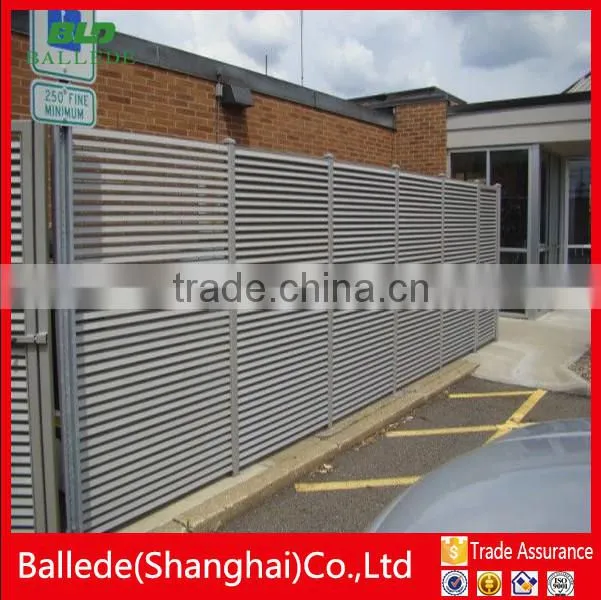 wind driven louver fence