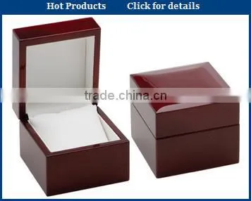 good leather jewelry box for bracelet