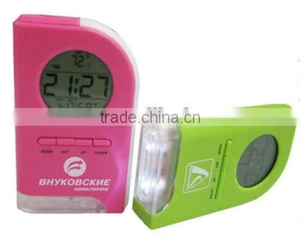 2014 new design with LED light digital table clock