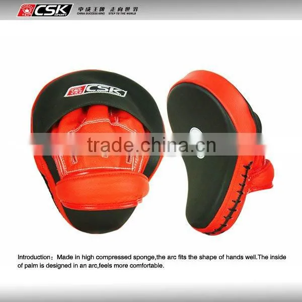High Quality Arched Martial Art Focus Pad GX9324-1 White color