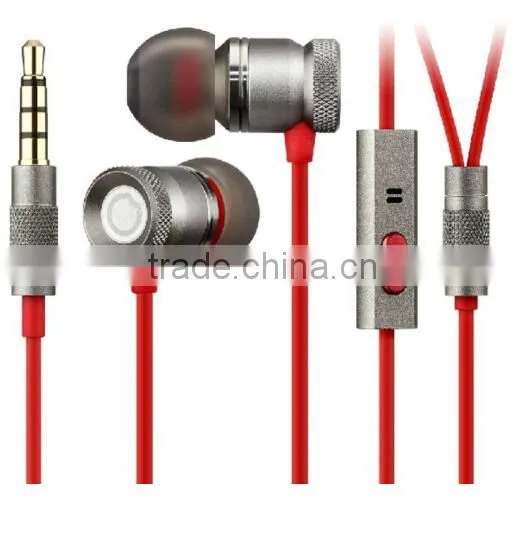 Stereo TPE Patent ear earphones&earbuds with mic and volome in retail packaging
