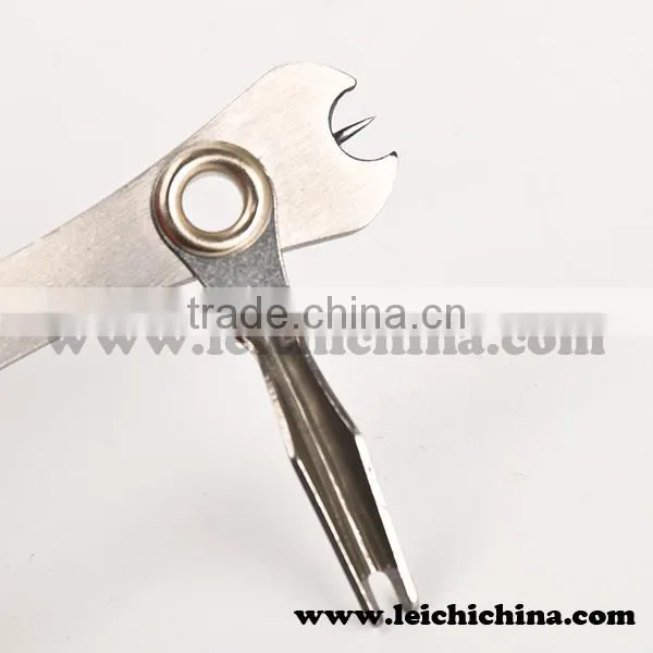 fly fishing line nipper with knot tool