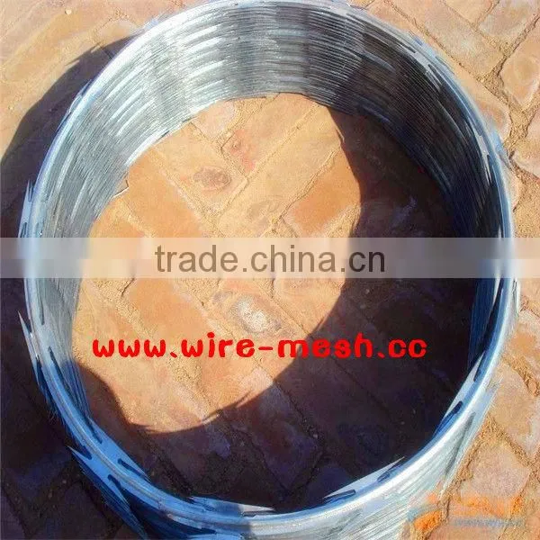 2015 Spring Canton Fair 14.4D29 Hot Dip Galvanized concertina razor wire, blade BTO-22 30 CBT-60 65,barbed wire ISO9001