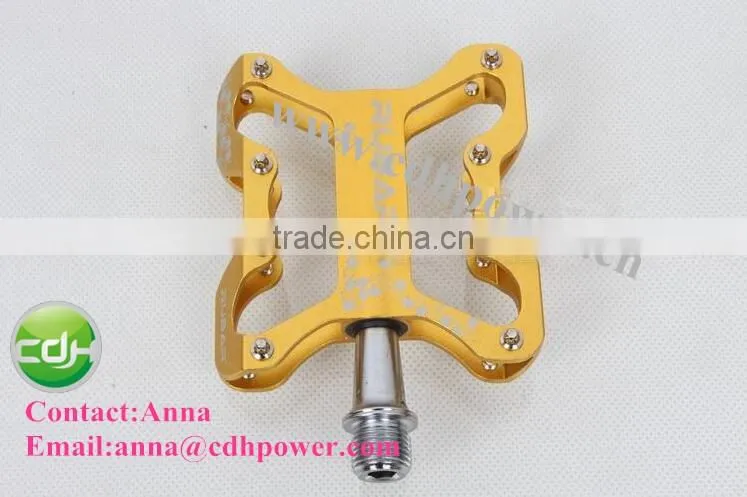 golden color bike pedals/Aluminium pedals