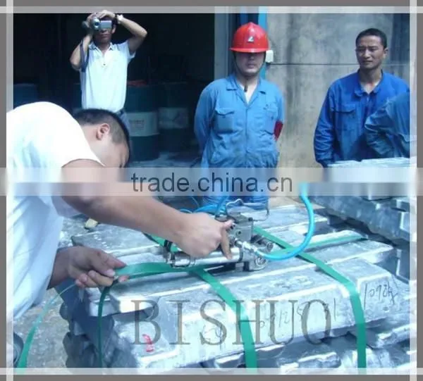 High Quality Semi-Automatic Pneumatic Strapping Machine For Pet