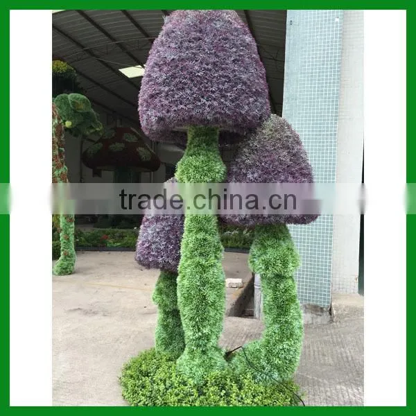 Artificial bird green sculpture