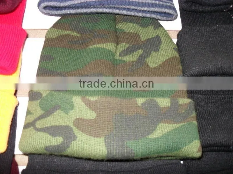 camo pattern winter knitted beanie hat