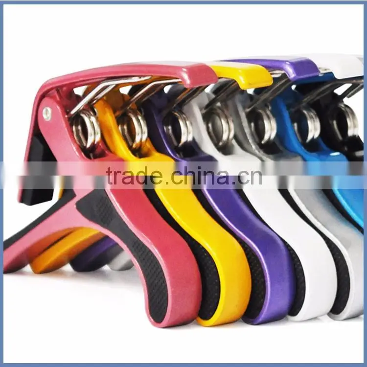 Guitar capo for acoustic guitar