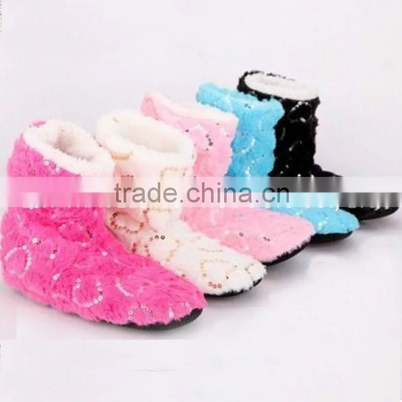 New Ladies Cosy Winter Soft Furry Pom Pom Slippers Boots
