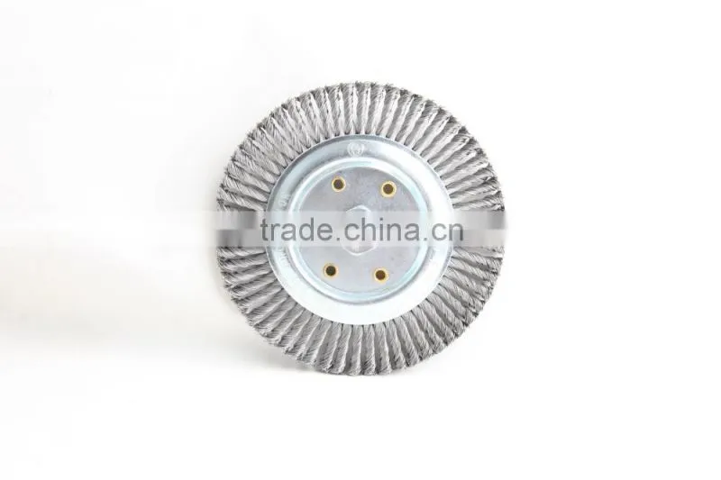 Twist knot wheel brushes with thread, diameter 178mm or 7"