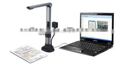 Auto focus document camera with object tracking function