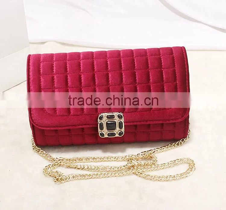 Online shopping Luxury newest designer custom black velvet sling shoulder bags with metal chain