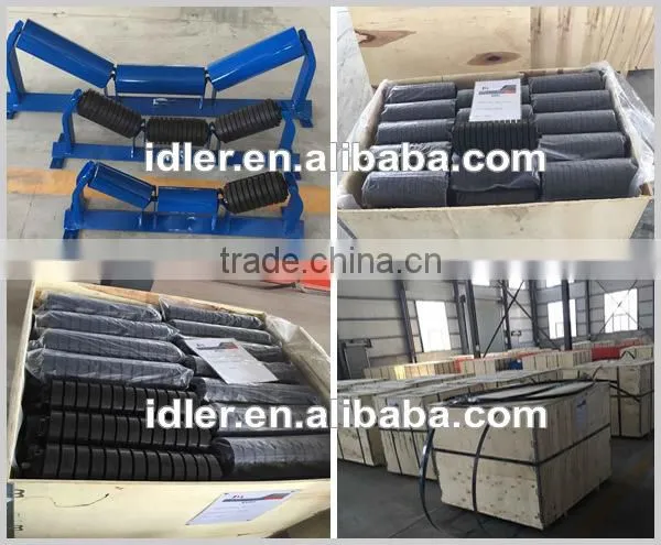 Spiral cleaning rollers for belt conveyor return roller