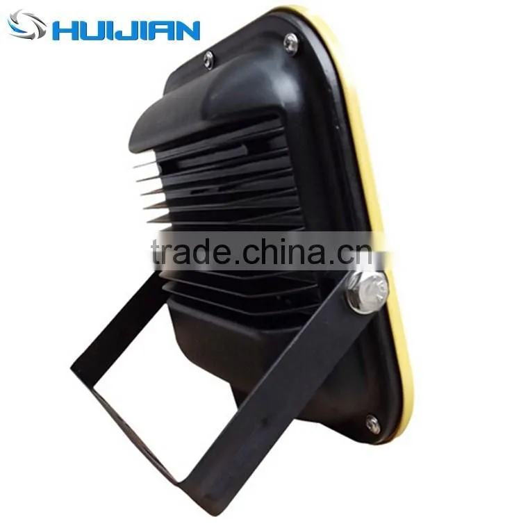 Yellow housing 30W outdoor LED flood light 3 years warranty