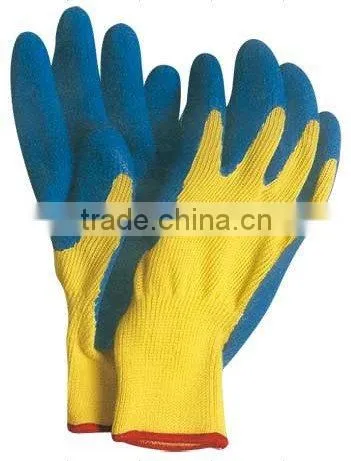 CUT RESISTANT FIRE RETARDANT GLOVES