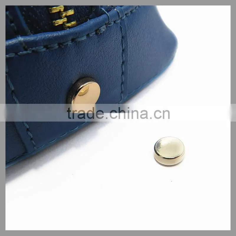 Custom Fashion Metal Flat Head Rivets And Studs For Leather Bag